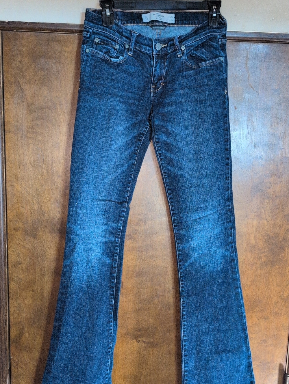 Abercrombie & Fitch Dark Blue Flare Jeans Size 26/35 2L
